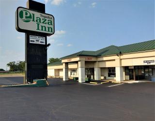 Plaza Inn - Topeka - 0