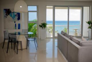 Whispering Seas Oceanfront Suite - 2