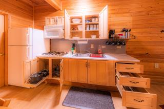 Cabin #4 The Wolves Den - Pet Friendly- Sleeps 6 - Playground & Game Room - Payson - 2