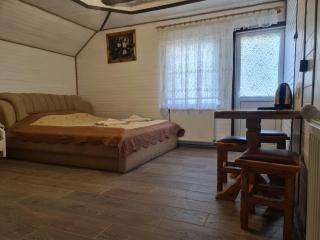 Гостинний Двір Вишня - Bukovel - 2