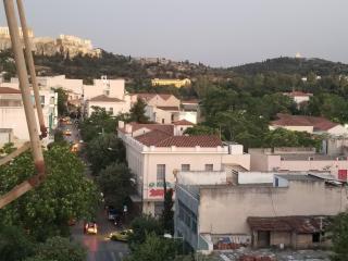 ENILION ATHENS , CITY CENTER WITH VIEW TO ACROPOLIS - Athens - 7