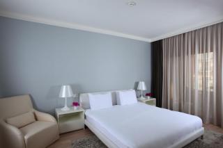 Sundance Suites Hotel - 1