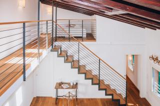 Guggenheim Luxury Suites By Bricola Apartments - 2