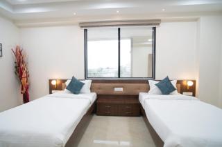 Hotel Silver Oak - 8