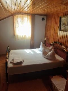 Cazare de vis - Douăzeci şi Trei August - 2