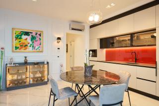 New & Luxury 5* with Breathtaking View- Kiki Lu Apartment - 1