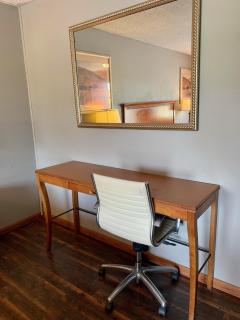 HiWay Inn Express - Elk City - 4