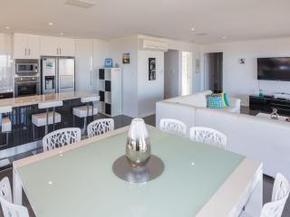 Stunning on Stacey 42 Stacey Drive - Carrickalinga - 5