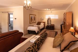 Antiqua Guest House - George - 8
