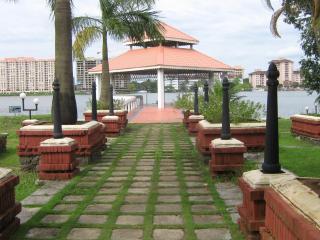 Bolgatty Palace & Island Resort - Cochin - 5