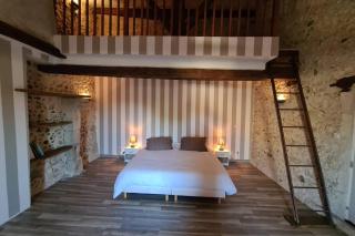 MAISON RESTAUREE 6 PERSONNES AU COEUR DU PERIGORD - Sourzac - 4
