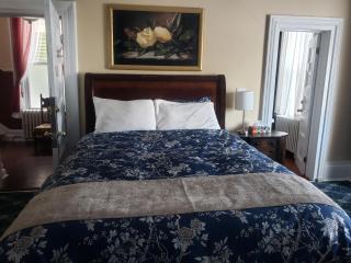 The Roses Heritage Inn - 2