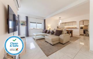 B57 - Marachique 2 Bed Flat - Alvor - 0
