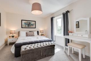 Modern 2 Bedroom Apartment in popular Jericho !!! - 2