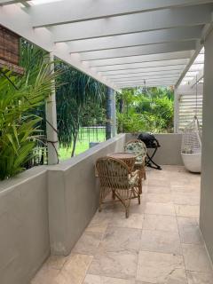 Beachside 5 with Ocean glimpses - 6