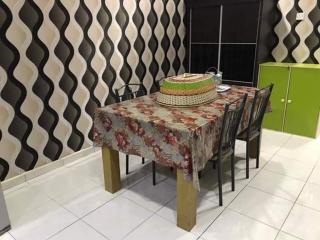 No 96 Nazirin Homestay Lumut - 5