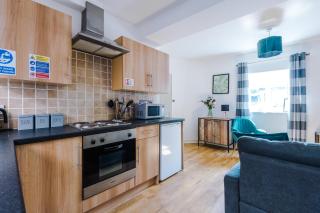 Stylish Chester City Centre apartment by 53 Degrees Property, Ideal for Couples & Business Professionals - Sleeps 4 - Chester - 3
