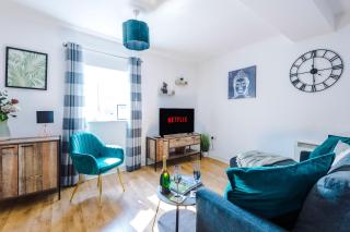 Stylish Chester City Centre apartment by 53 Degrees Property, Ideal for Couples & Business Professionals - Sleeps 4 - Chester - 0
