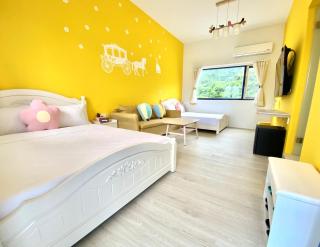 Blue and White Style Holiday B&B - Guanshan - 8