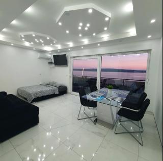 Apartments Blazevic, heated pool&jacuzzi - 9