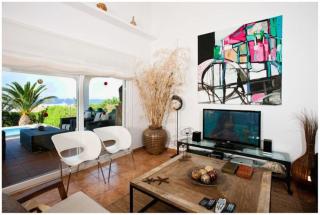 BINI CEL for 6 pax Heated Pool on request - 9