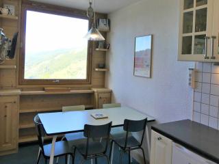 Appartement rénové, skis aux pieds, proche commerces, 5 pers., Wi-Fi, non-fumeur, animaux interdits - FR-1-182-183 - Méribel - 4