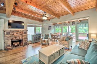 Lakefront Home with Dock 10 Mi to Central Ave! - Hot Springs - 2