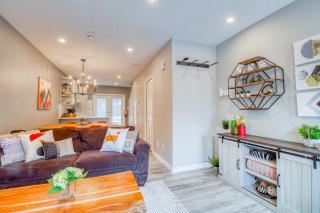 Beautiful Newly Reno 2BDM 2 Bth Sleep up to 6 Adults & Kids Mountain View Townhouse Suite - Canmore - 7