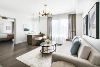 The Wallace Hotel - 1