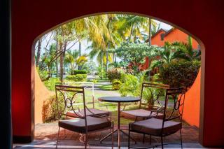Flowers of Paradise with LOV - Mont Choisy - 7