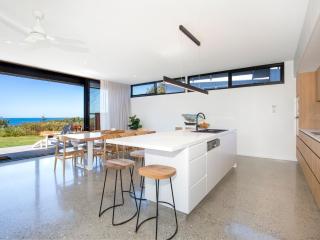 Banksia I Absolute Beachfront - Culburra Beach - 6