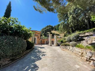 Villa Darius Belle et grande villa, piscine, clim, vue mer Cavalaire sur Mer - 4