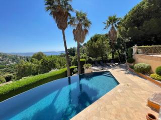 Villa Darius Belle et grande villa, piscine, clim, vue mer Cavalaire sur Mer - Cavalaire-sur-Mer - 6