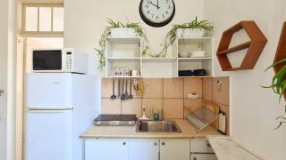 Bugrashov Beach Apartment with Balcony - Tel Aviv - 3