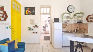 Bugrashov Beach Apartment with Balcony - Tel Aviv - 4