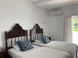 Amazing T.M. Villa in Nossa Senhora da Rocha - 2