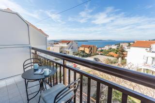 Apartments Ivanović - Hvar (Lesina) - 9