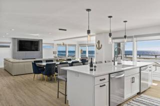 The Sandmark - Rockaway Beach - 0