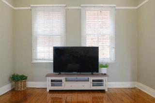 Waterviews - Hidden Gem in CBD - Sleeps 10 - Wagga Wagga - 3