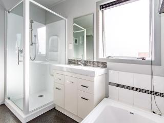Sunshine and Snow Lodge - Ohakune Holiday Home - Ohakune - 2