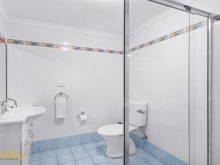 Broughton No 1 Ondine Close Nelson Bay - Nelson Bay - 4