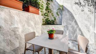 SEVEN ROSES APART HOTEL - 5