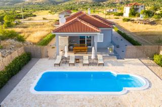 Modern Guest House Rak with beautiful pool - Šibenik - 4