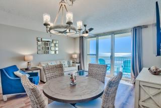 Pelican Beach Resort Destin - Destin - 0