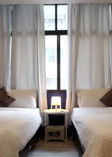 Sleep with Me Bangkok - BTS Phra Khanong - Bangkok - 4