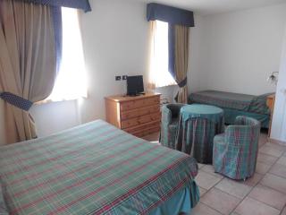 Hotel Mont Nery - Challand Saint Anselme - 1