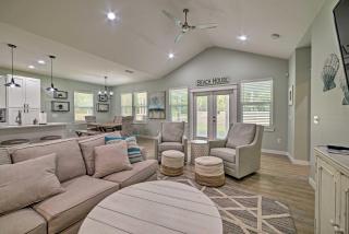 West End Home with Yard Less Than 1 Mi to Beach Access! - Panama City Beach - 3