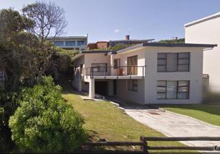 Franskraal-Bit of Salt-Rustic Family Beach House-From R1650 per night, sleeps 6,min 2 nights - 3