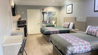 Island Suites Hobby Airport - 6