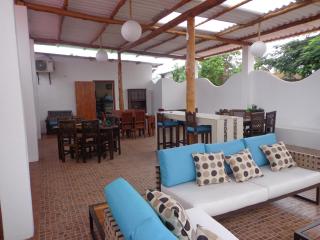 Zurisadai - Puerto Ayora - 2